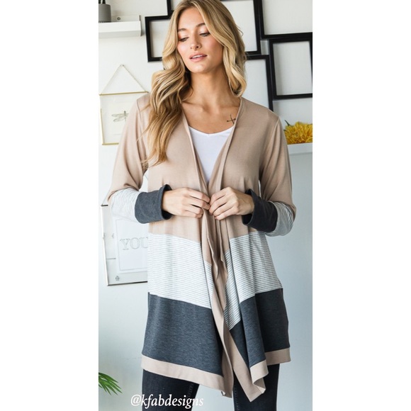 ❤️LAST ONE! Waffle Stripe Print Contrast Asymmetrical Hem Flowy Cardigan - Picture 6 of 8